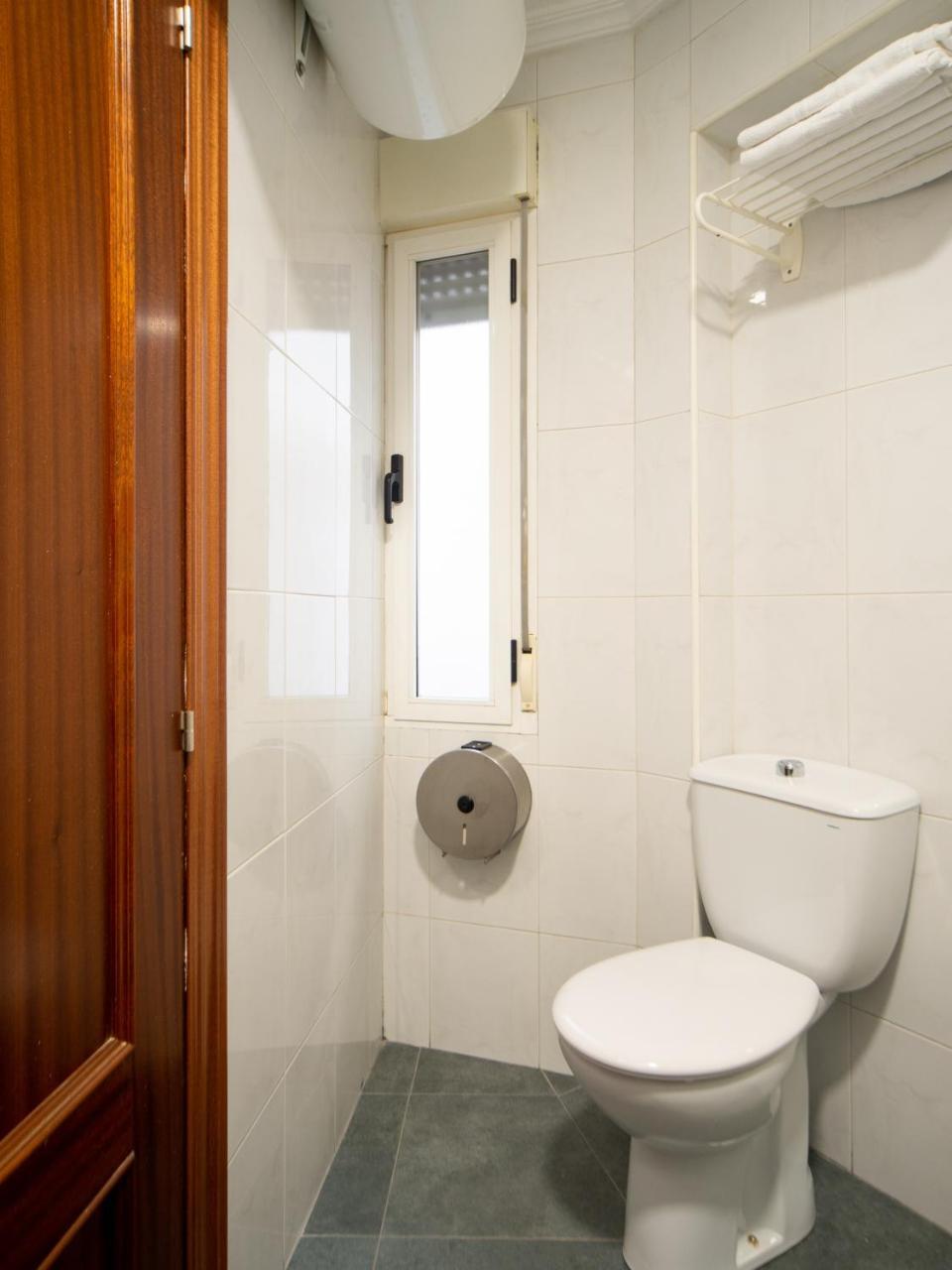 Hostal Uria Саламанка Екстериор снимка